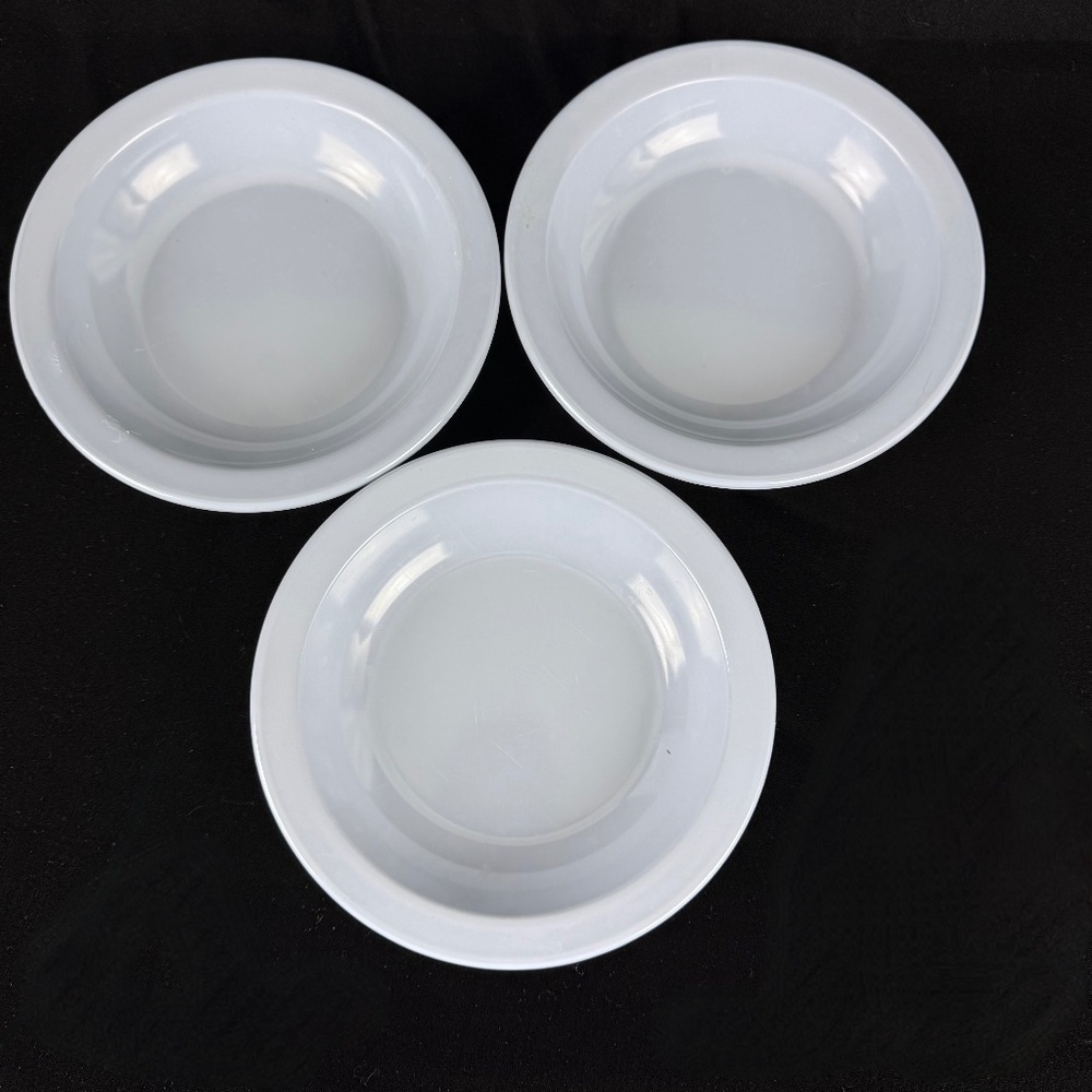 3 Vintage Dallas Ware Blue Bowls 7.5 in Pasta Cereal Salad Melamine Excellent